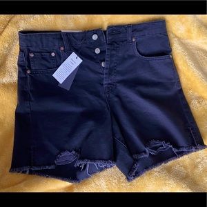 NWT Gianni Bini Women’s Mid Length Black cut off shorts Size 31